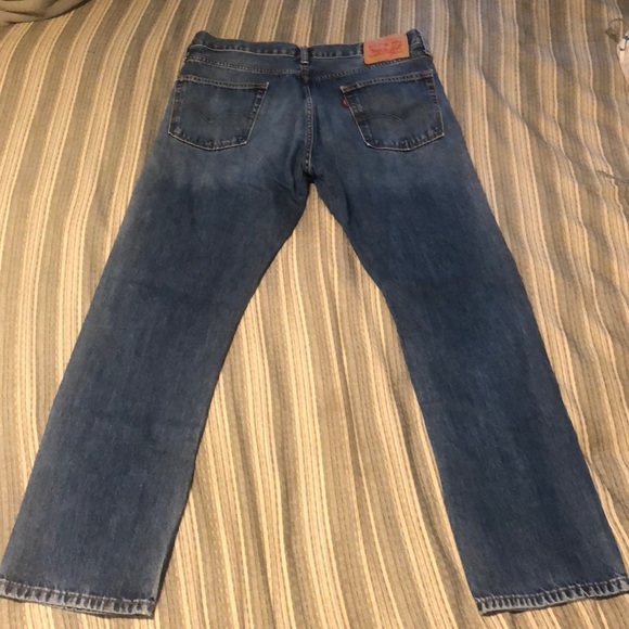 Levi Jeans - Picture 2 of 3